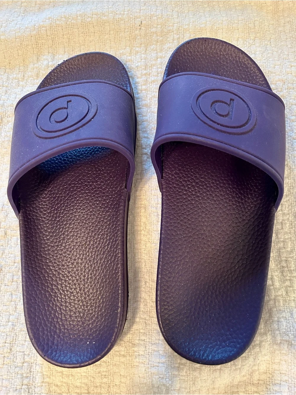 Pure Barre Slides like new purple 39